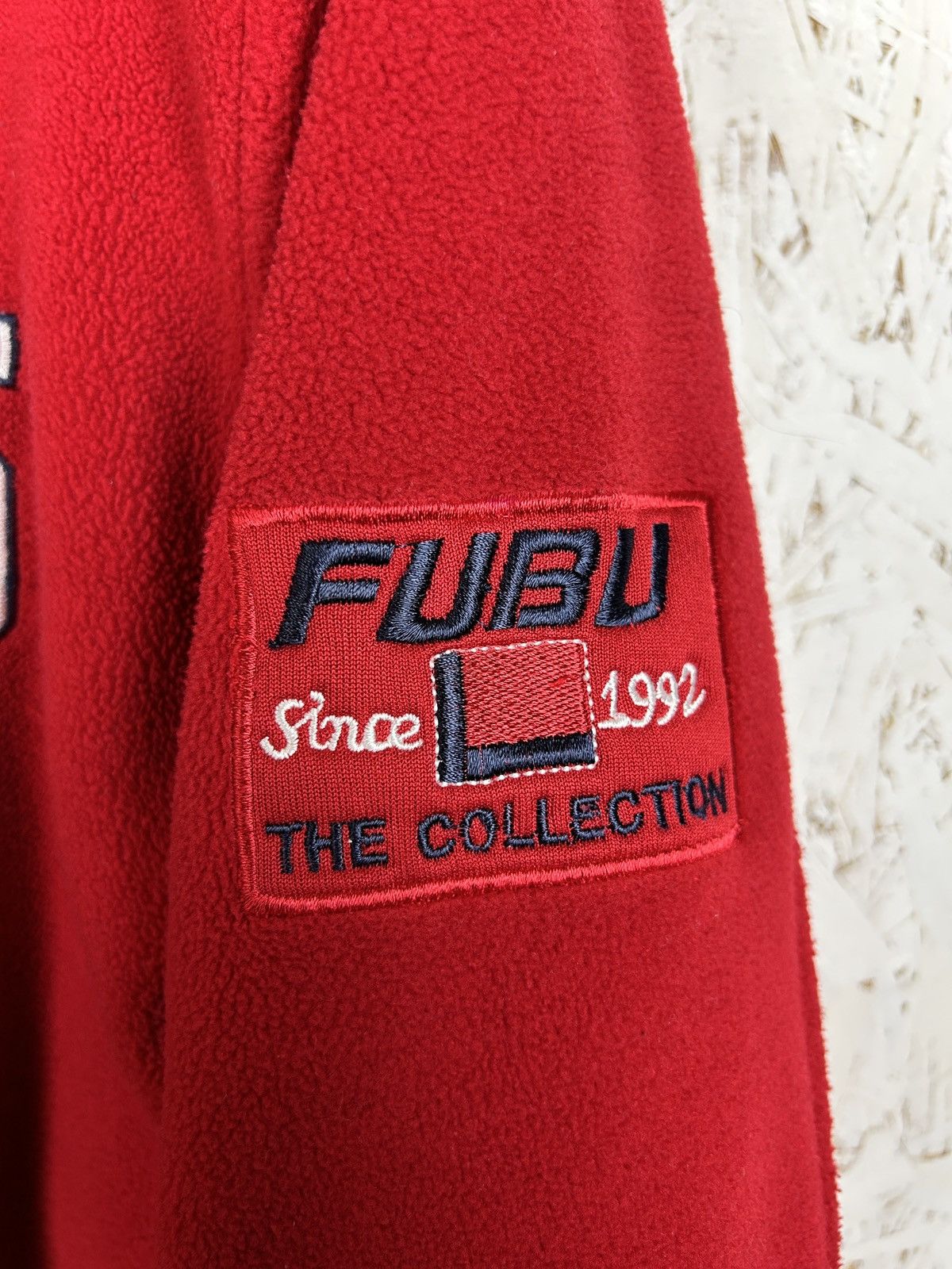 Fubu 00s Vintage Fubu Collection 05 Fleece Jacket Red Size L Size US L / EU 52-54 / 3 - 3 Thumbnail