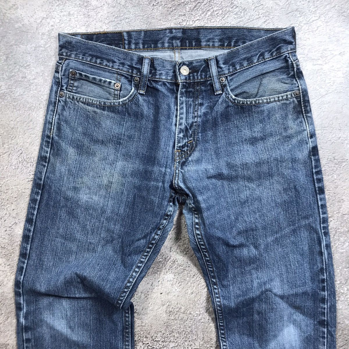 Vintage Vintage 90s Levis Distressed Baggy Jeans Thrashed Grunge 32 Size US 32 / EU 48 - 4 Thumbnail