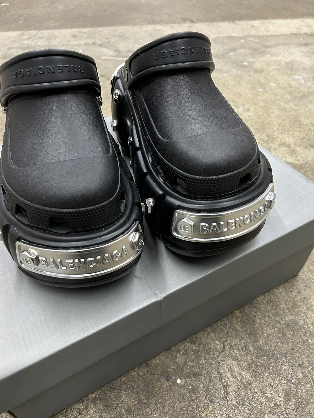 限定コラボ！すぐ届く！BALENCIAGA×Crocs HARDCROCS スタッズ 限定コラボ！すぐ届く！BALENCIAGA×Crocs HARDCROCS スタッズ