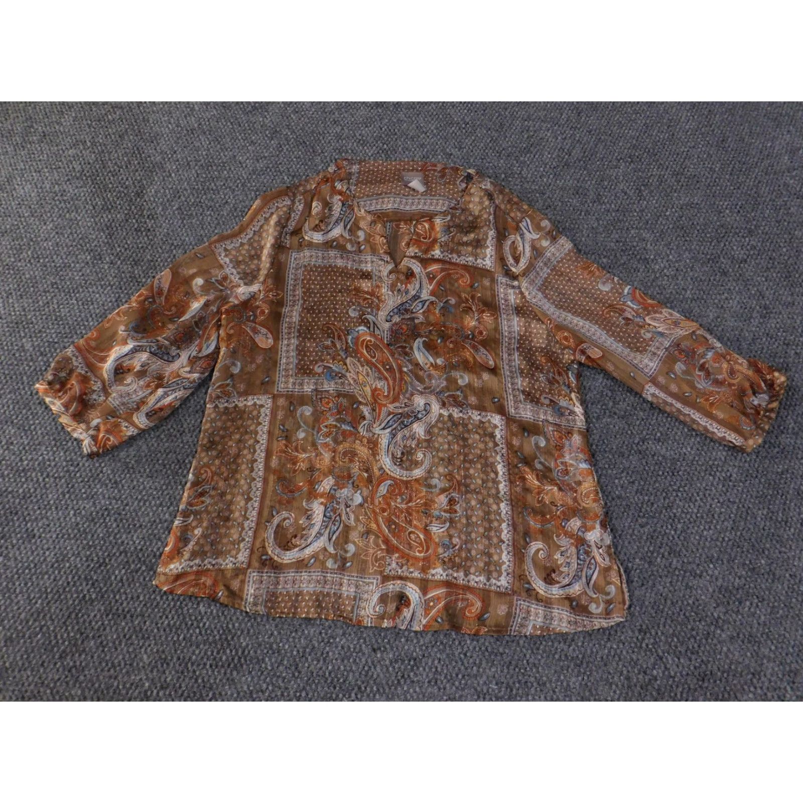Vintage Chico's Blouse Tunic Womens Medium Paisley Patchwork 3/4 Sleeve V-Neck Metallic Lightweight Sheer Boho Shirt Size XS / US 0-2 / IT 36-38 - 2 Thumbnail