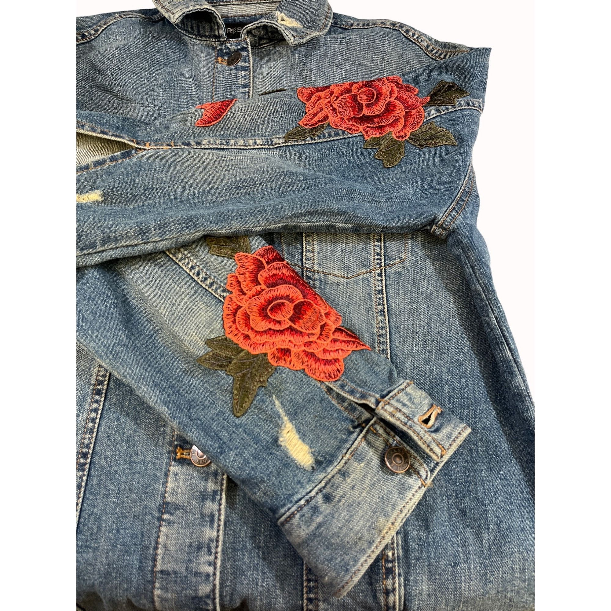 Express Express Jeans Women's Blue Floral Jean Jacket Size XS SKU 63 Size XS / US 0-2 / IT 36-38 - 4 Thumbnail