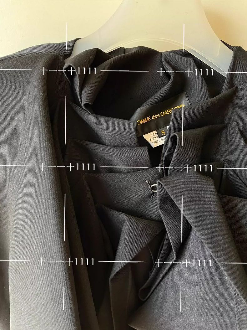 Comme des Garcons Comme Des Garcons Main line folding modeling three-dimensi Size S / US 4 / IT 40 - 8 Thumbnail