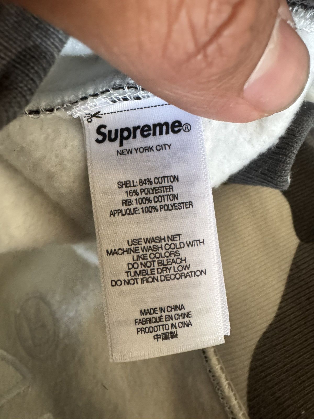 Supreme Supreme Satin Appliqué Hooded Sweatshirt Snow Camo Size US M / EU 48-50 / 2 - 3 Thumbnail
