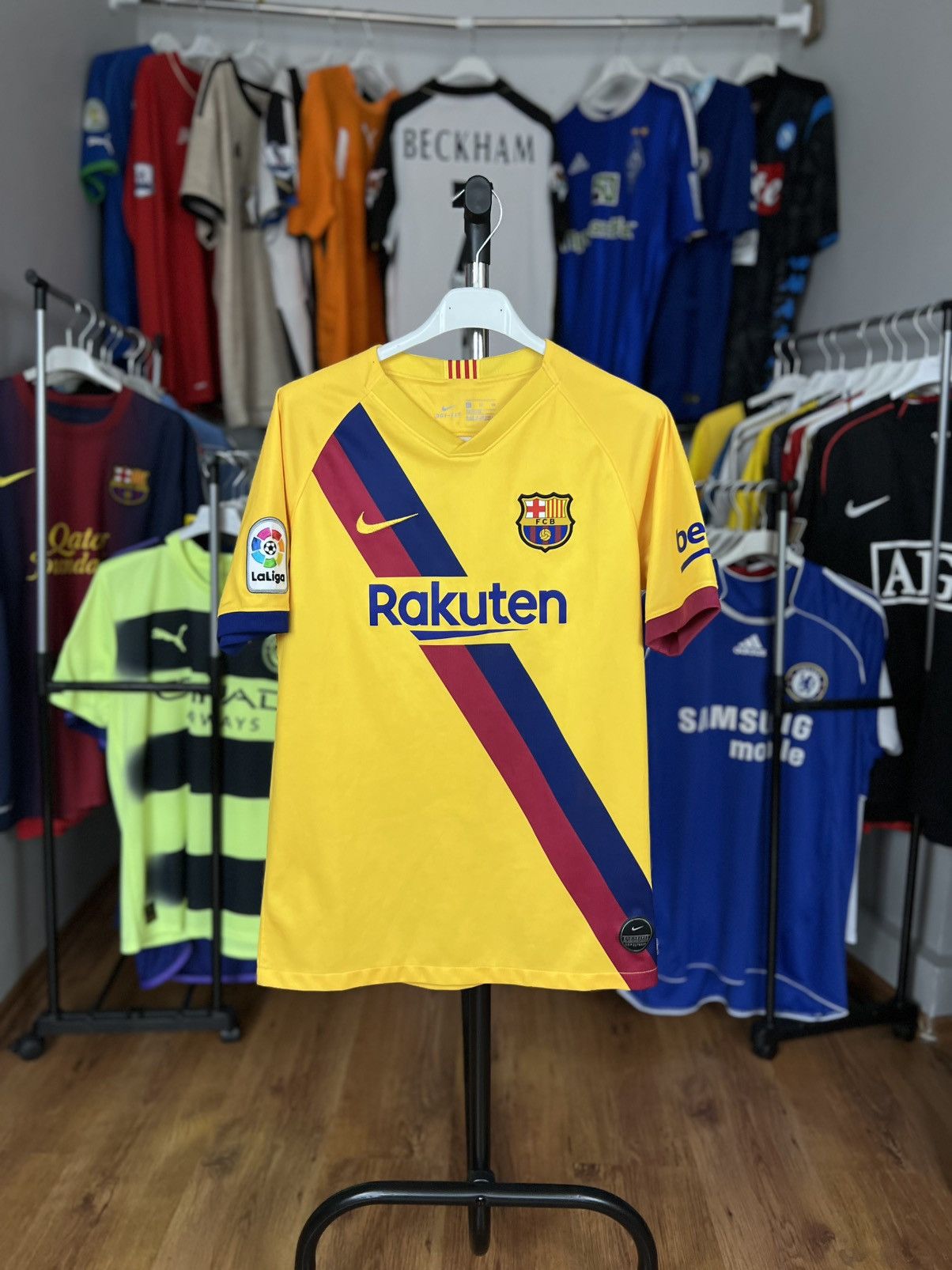 Nike Soccer Jersey 2019/20 Nike Barcelona Size US S / EU 44-46 / 1 - 1 Thumbnail