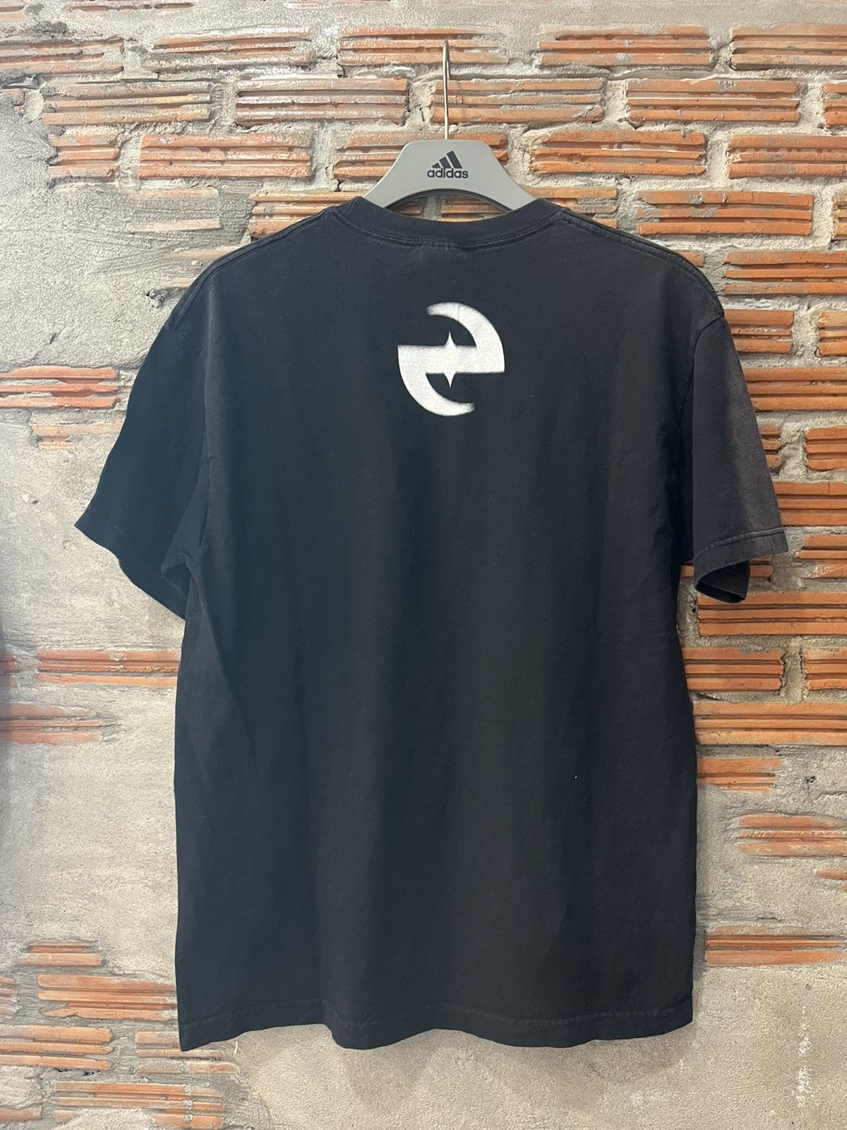 Band Tees Vintage EVANESCENCE Logo 2003’s (faded right arm) Band Size US L / EU 52-54 / 3 - 3 Thumbnail