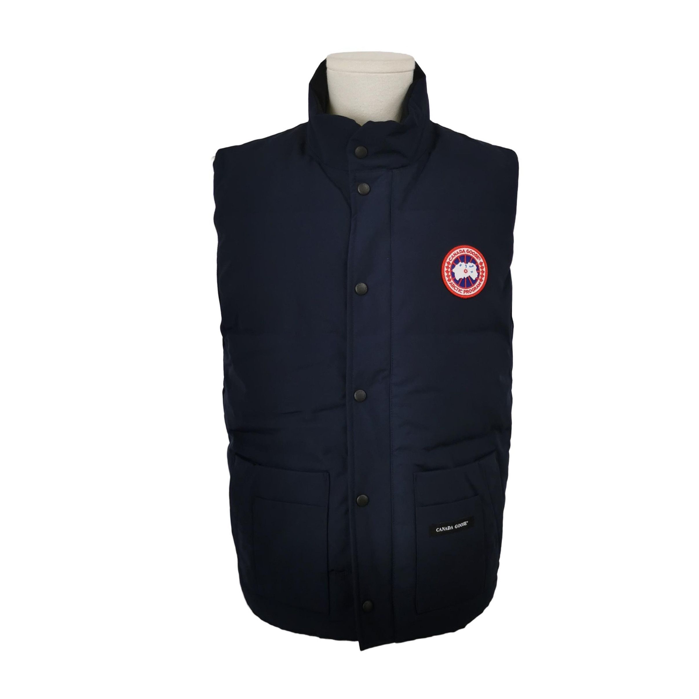 Canada Goose Canada Goose S Size Logo Cotton Vest Size US S / EU 44-46 / 1 - 1 Thumbnail