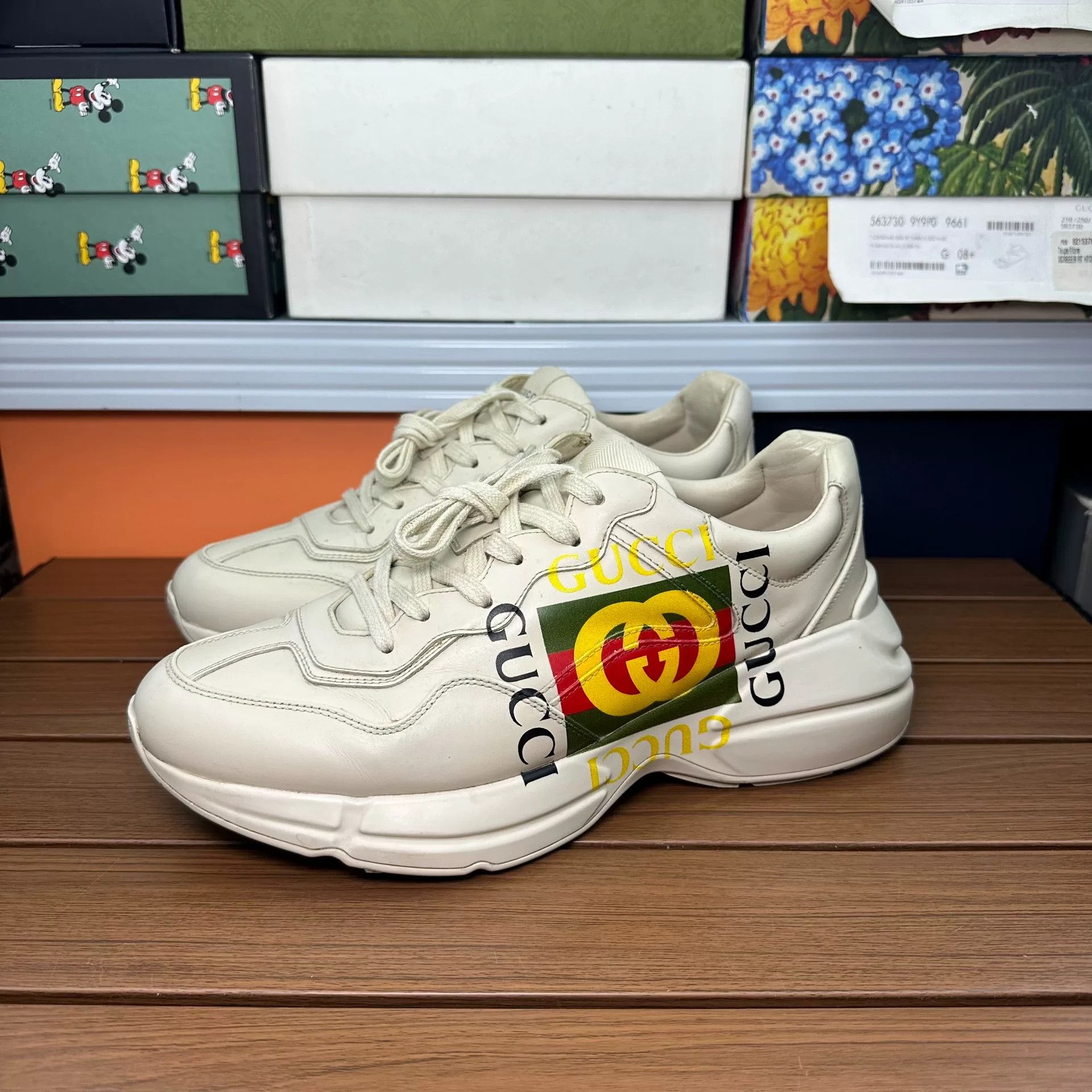 Gucci Gucci White Lowtop Sneakers 10 Men Size US 10 / EU 43 - 1 Thumbnail