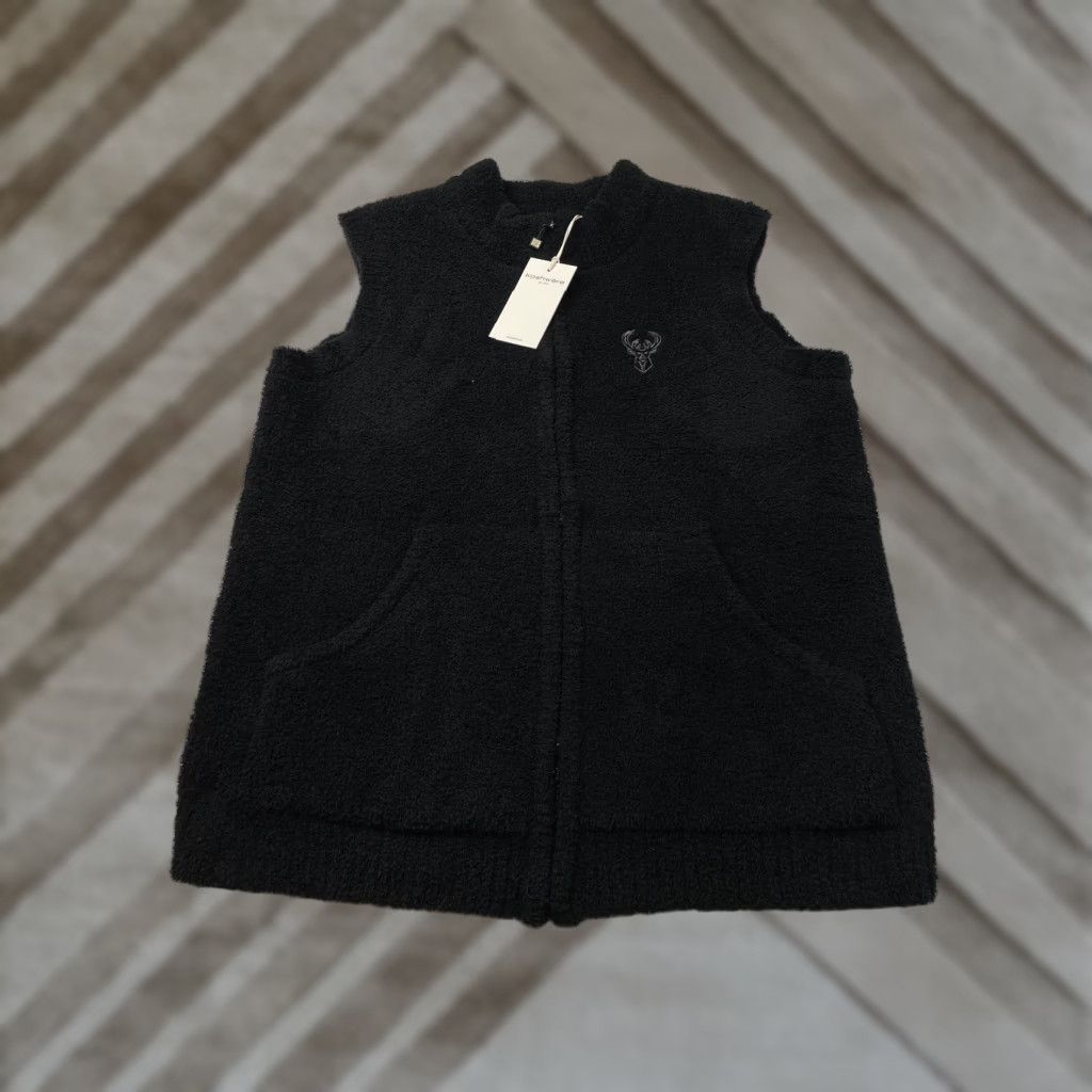 NBA NWT Kashwere x Milwaukee Bucks Unisex Vest Black Full Zip Size XL NBA Size XL / US 12-14 / IT 48-50 - 1 Thumbnail