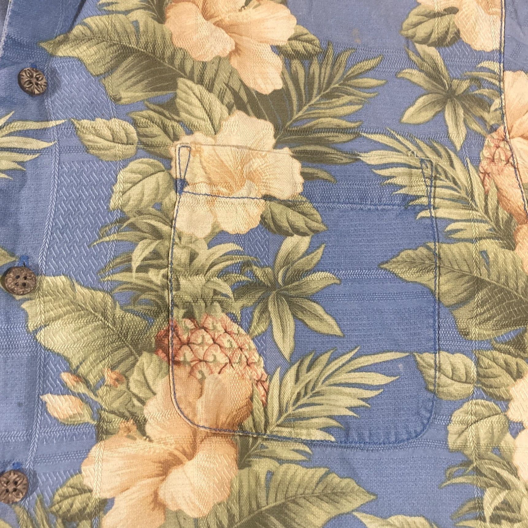 Tommy Bahama VINTAGE Tommy Bahama Men’s Silk Shirt Short Sleeve Hawaiian Floral 100% Silk Blue L Size Regular Collared Button-Up Shirt Mens Size US L / EU 52-54 / 3 - 5 Thumbnail