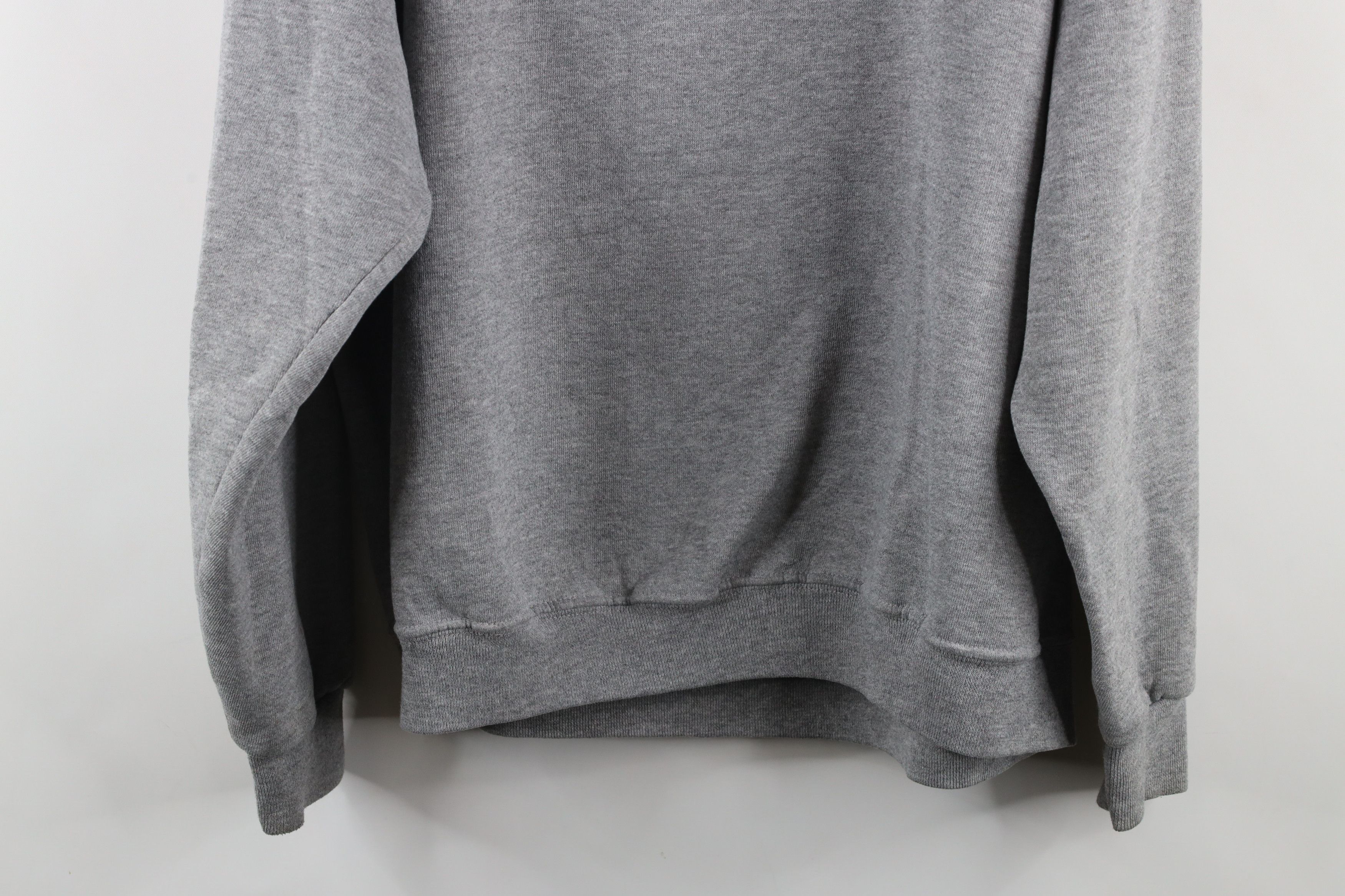 Vintage Vintage 90s Out An American Tradition Motorcycles Sweatshirt Size US L / EU 52-54 / 3 - 11 Thumbnail