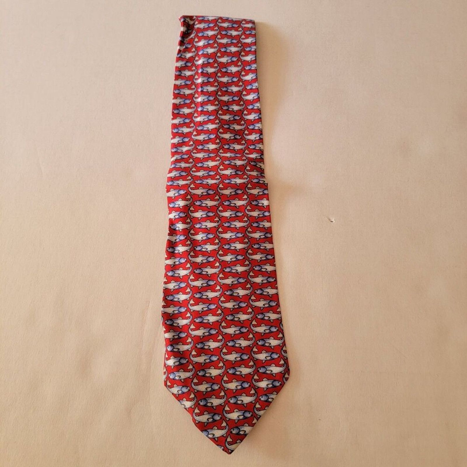 Other Beaufort Tie Rack Tie Red w/ Fishes - 100% Silk Size ONE SIZE - 2 Thumbnail