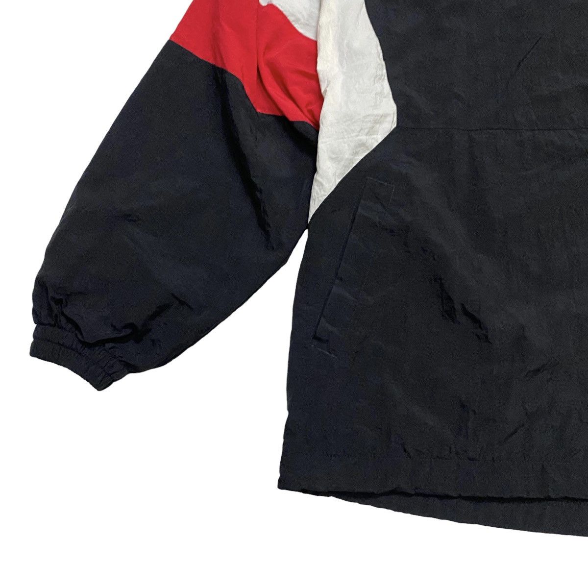 Fila × Vintage FILA VINTAGE EMBROIDERY BIG BACK LOGO WINDBEAKER Size US M / EU 48-50 / 2 - 8 Thumbnail