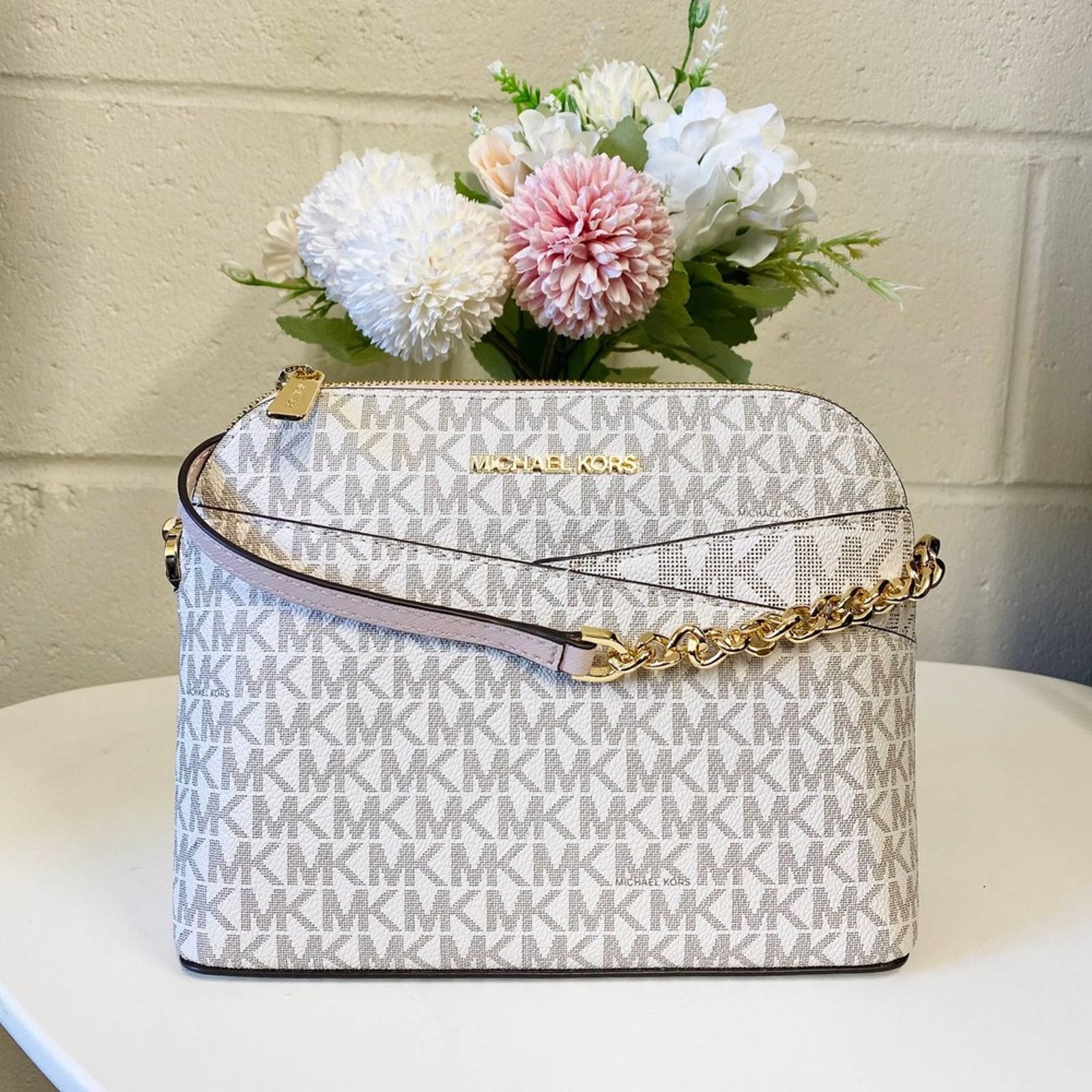 Michael Kors Michael Kors 35F1GTVC6B Jet Set Travel Medium Logo Dome Bag Size ONE SIZE - 3 Thumbnail