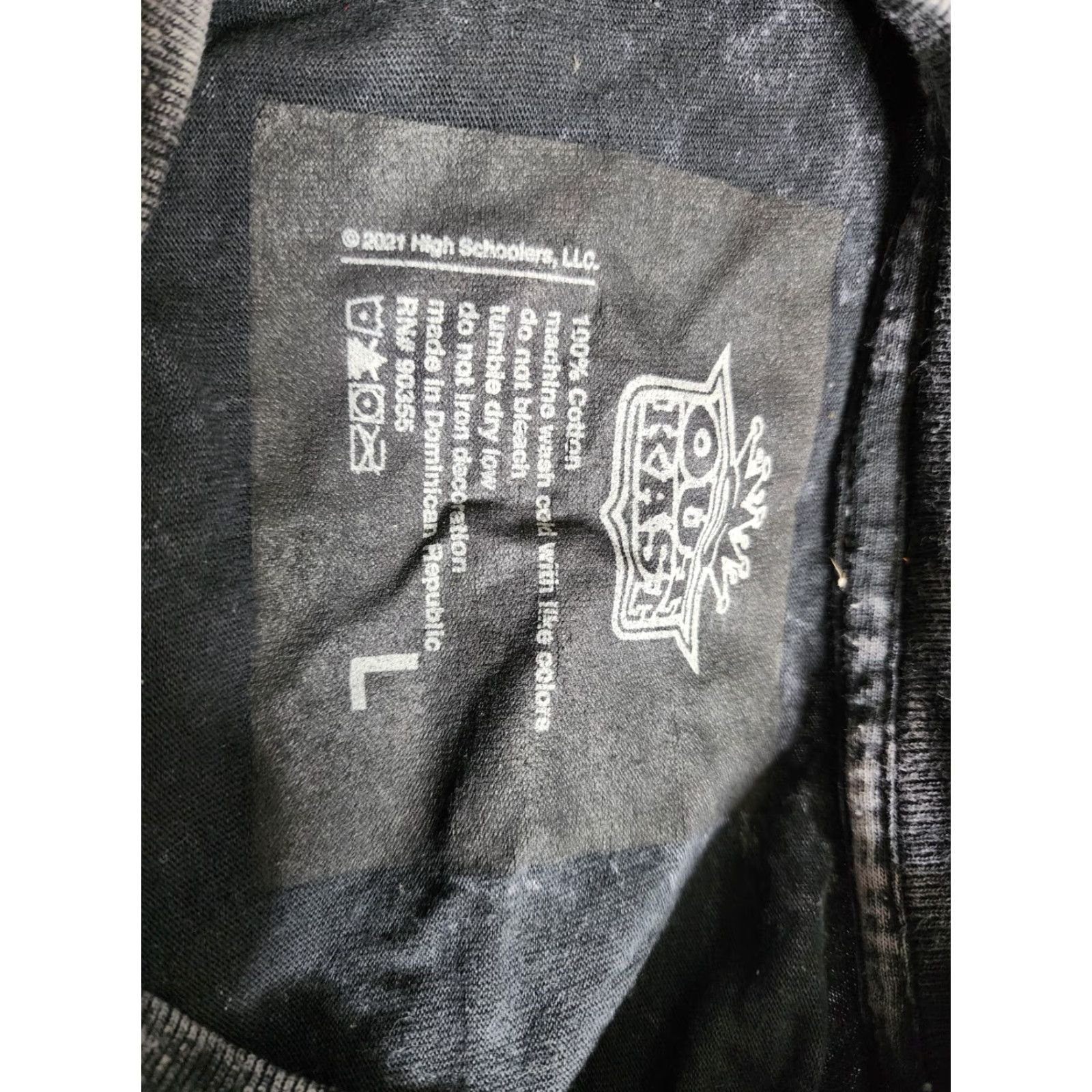 Vintage VINTAGE Outkast Acid Wash T-Shirt Womens Large Black Cropped Distressed Rap 90s Size L / US 10 / IT 46 - 5 Thumbnail