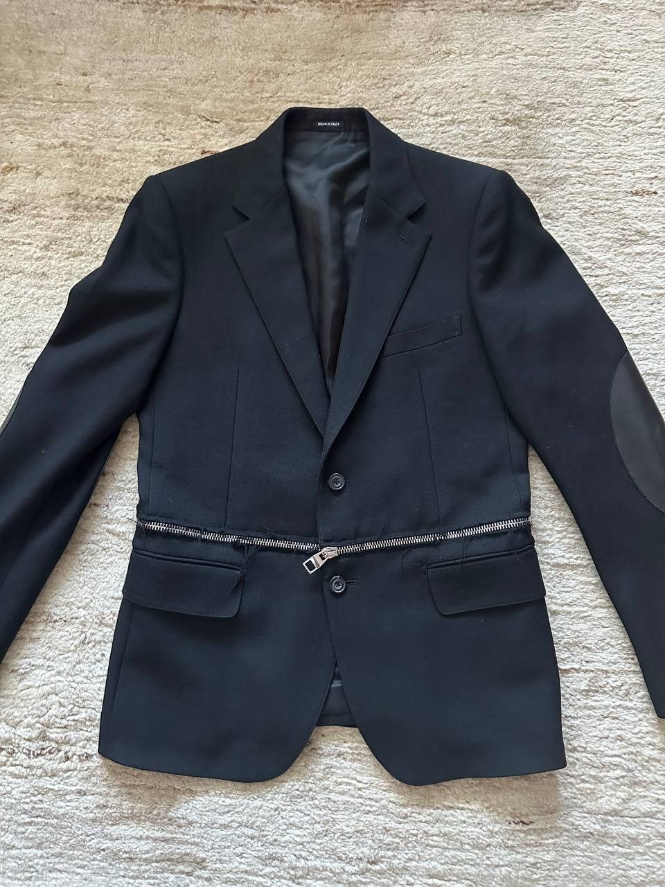 Alexander McQueen Alexander McQueen Wool Blazer Size 48R - 2 Thumbnail
