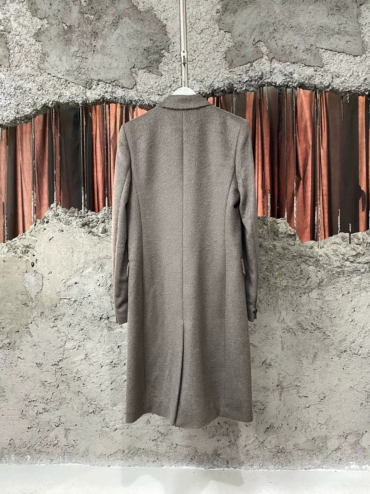 Maison Margiela Maison Margiela Long Wool Coat in Beige Size US M / EU 48-50 / 2 - 2 Thumbnail
