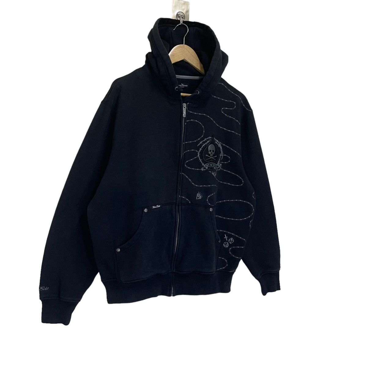 Le Grande Bleu (L.G.B.) × Marc Ecko × Seditionaries Marc Ecko Big Logo Lgb Pullover Hoodie Size L Size US L / EU 52-54 / 3 - 7 Thumbnail