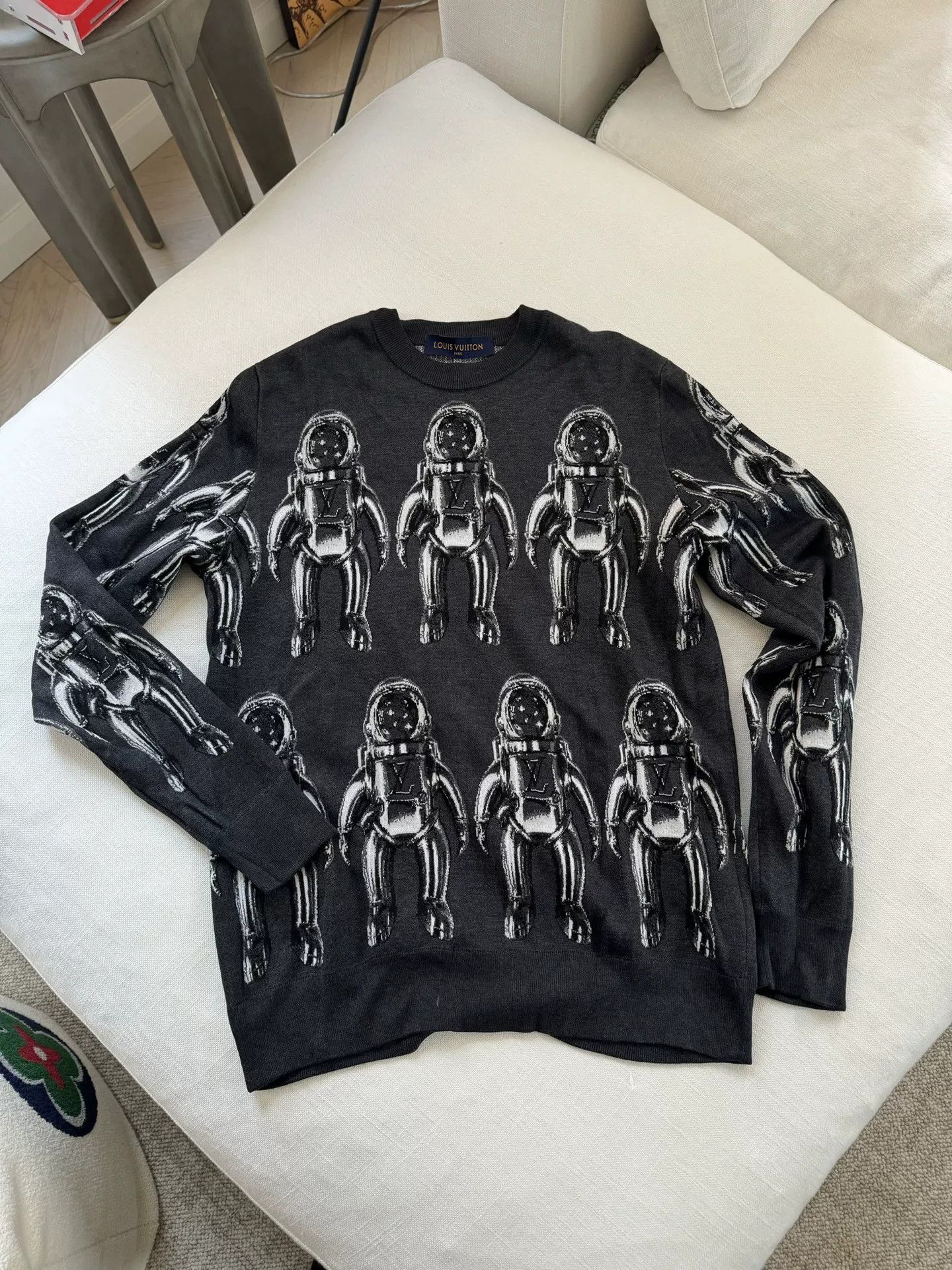 Louis Vuitton Louis Vuitton Astronaut Knit Sweater Size US M / EU 48-50 / 2 - 1 Thumbnail