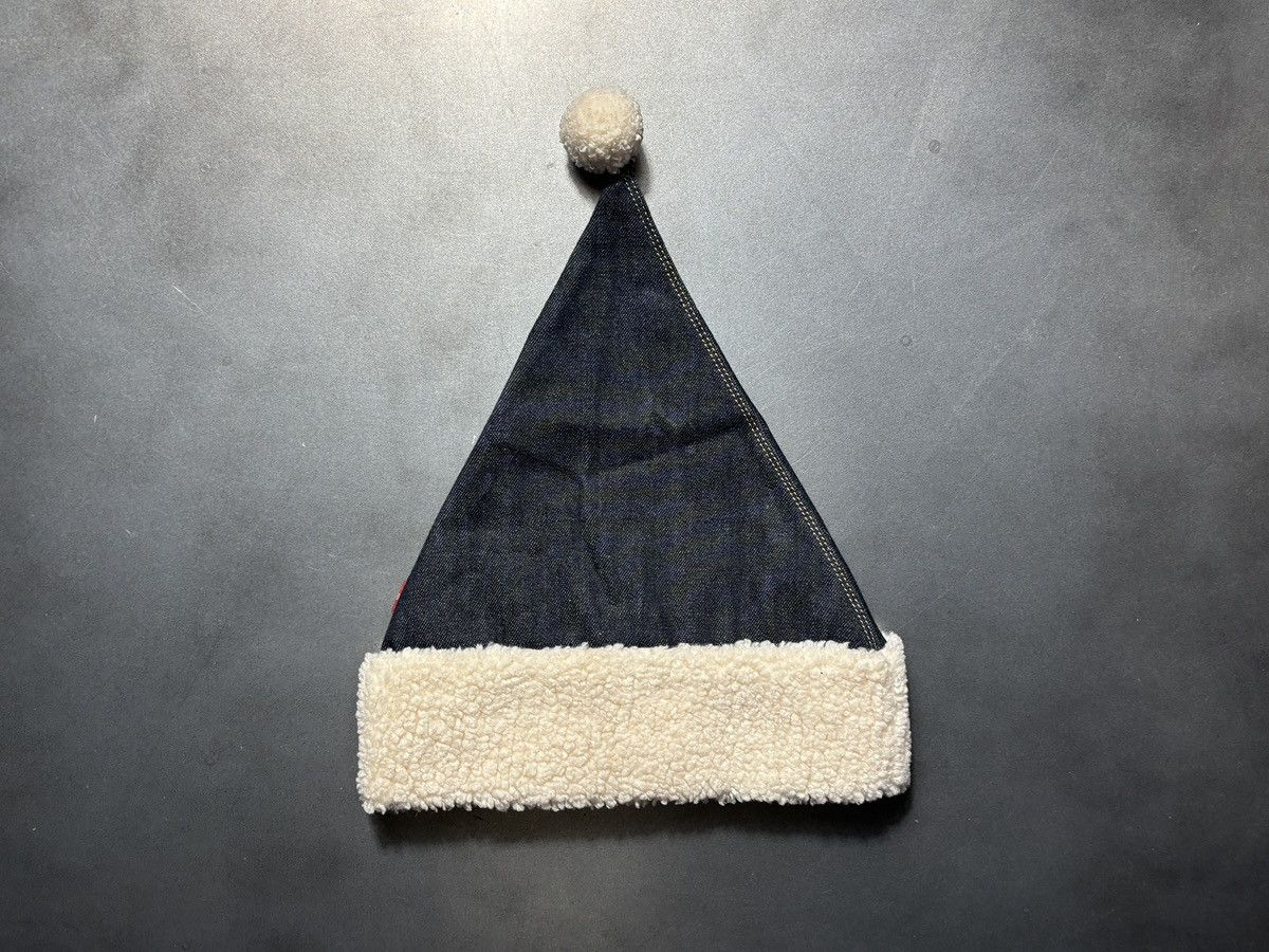 Levi's Levi's Santa Hat Red Tab Denim Silly Cap 2010s Pom Pom Elf Size ONE SIZE - 19 Thumbnail