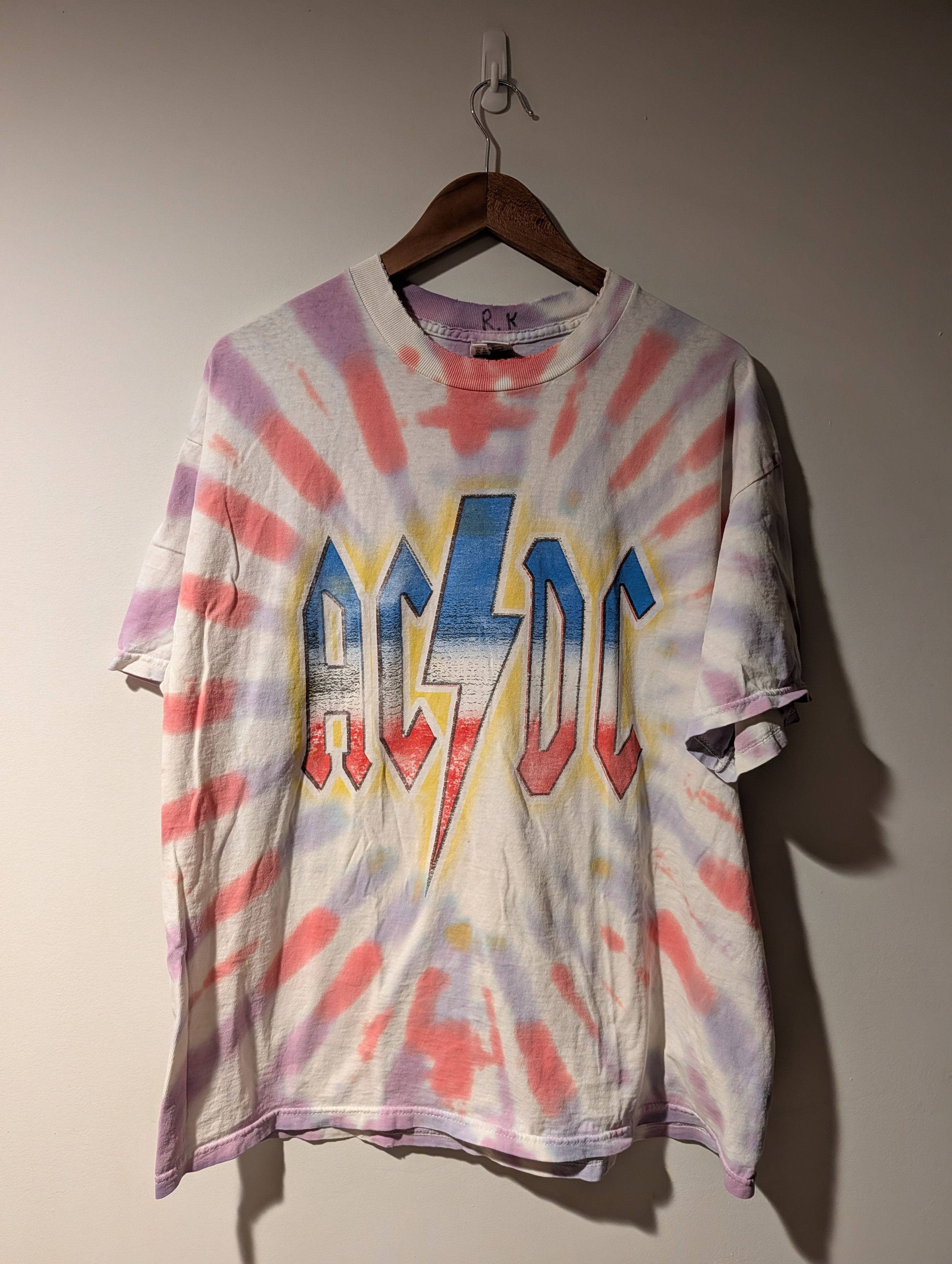 Band Tees VTG 2001 AC/DC Stiff Upper Lip Concert Tour Rock T Shirt Size US XL / EU 56 / 4 - 1 Thumbnail