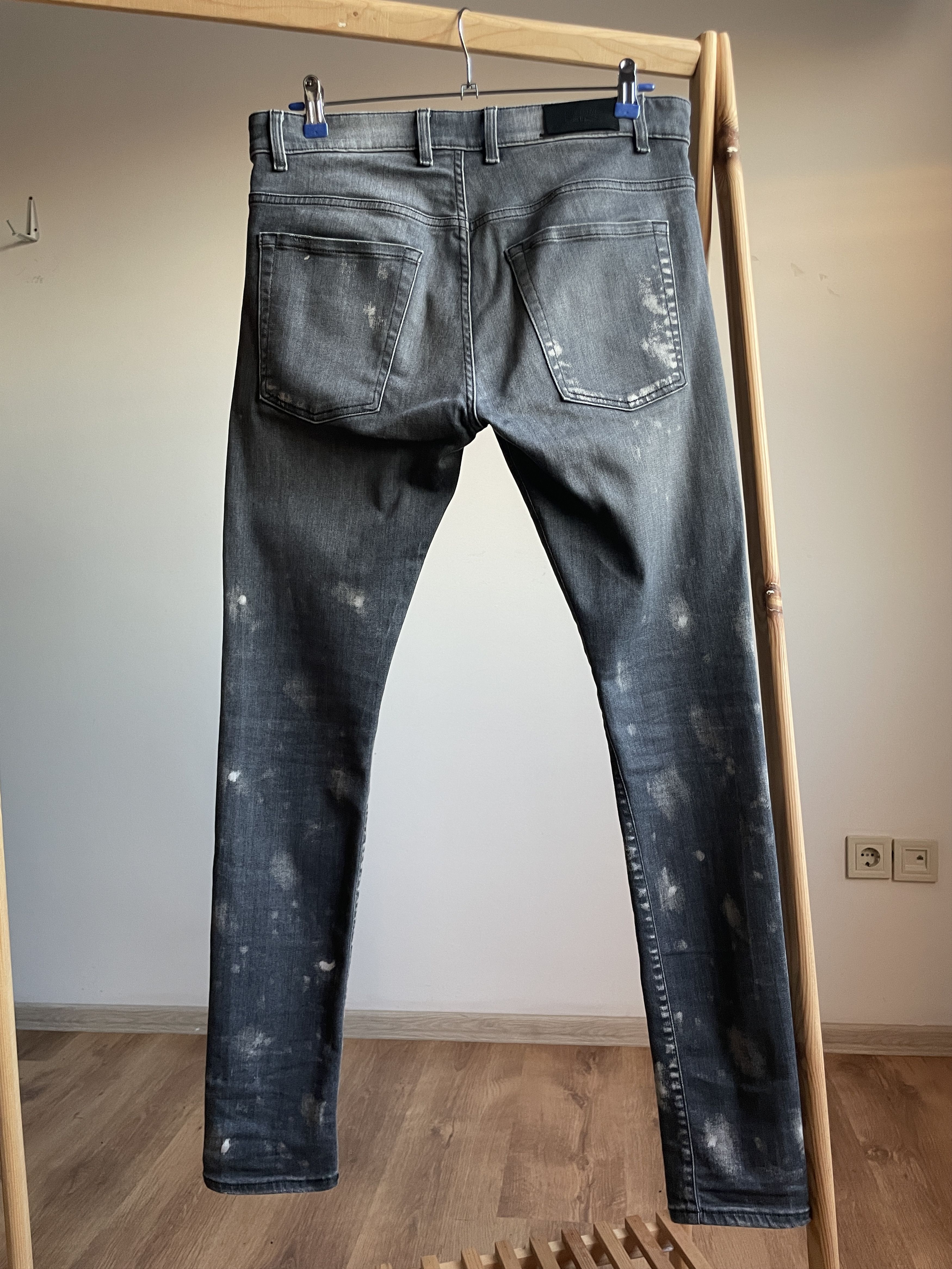 Represent Clo. Represent Clo. Paint Splash Skinny Denim Size 32 Size US 32 / EU 48 - 2 Thumbnail