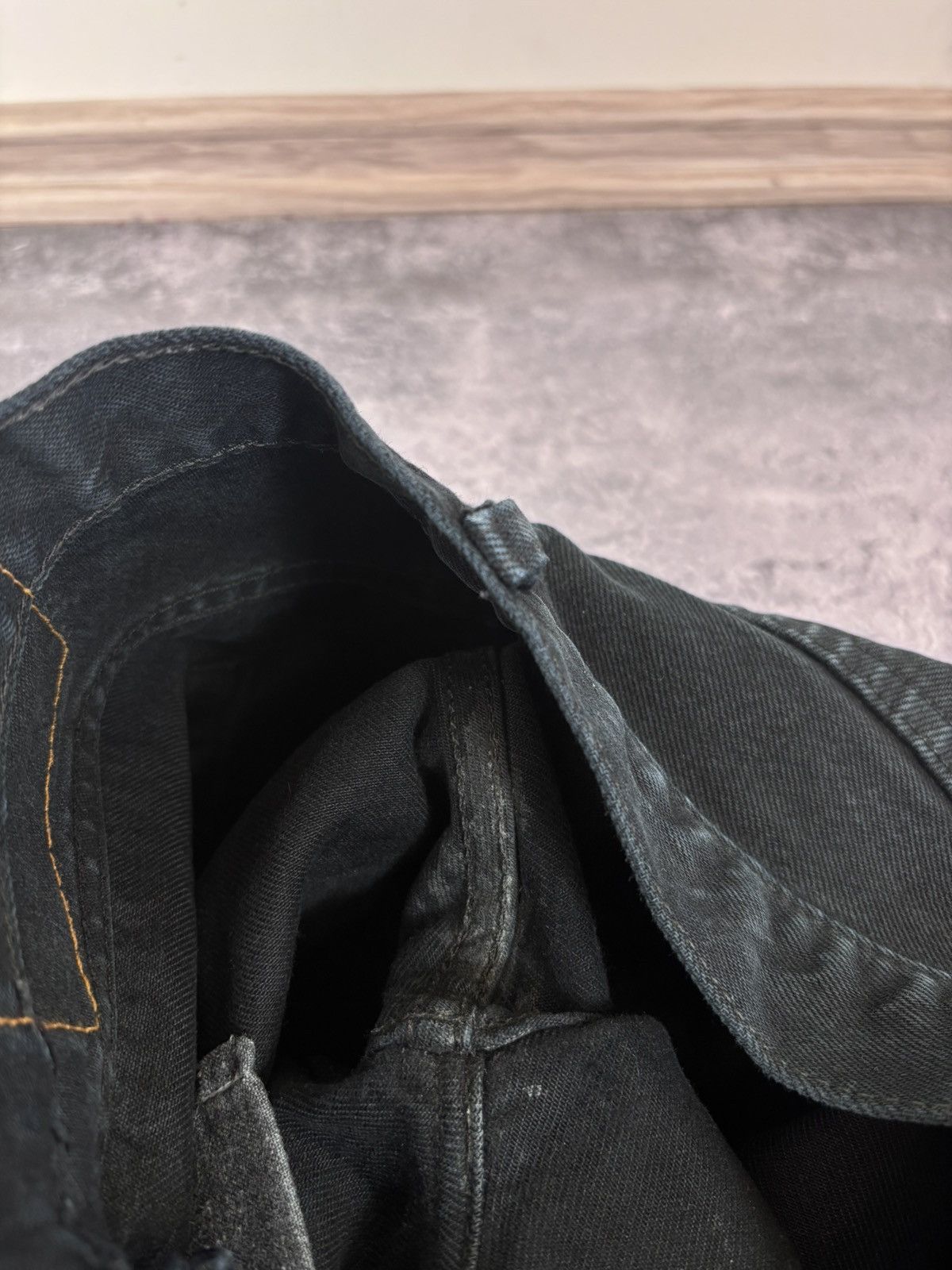 Levi's Vintage Levi’s 501 Men’s Black Denim Jeans USA Straight Size US 33 - 22 Thumbnail