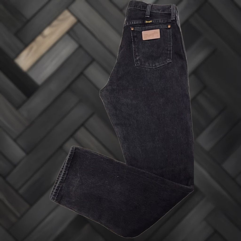 Wrangler VINTAGE Wrangler Jeans High Waist Made In USA Black/Faded Black Sz 13 X 34 32" Waist Womens Jeans Straight Leg USA 1980s 90s Size 34" / US 12 / IT 48 - 1 Thumbnail