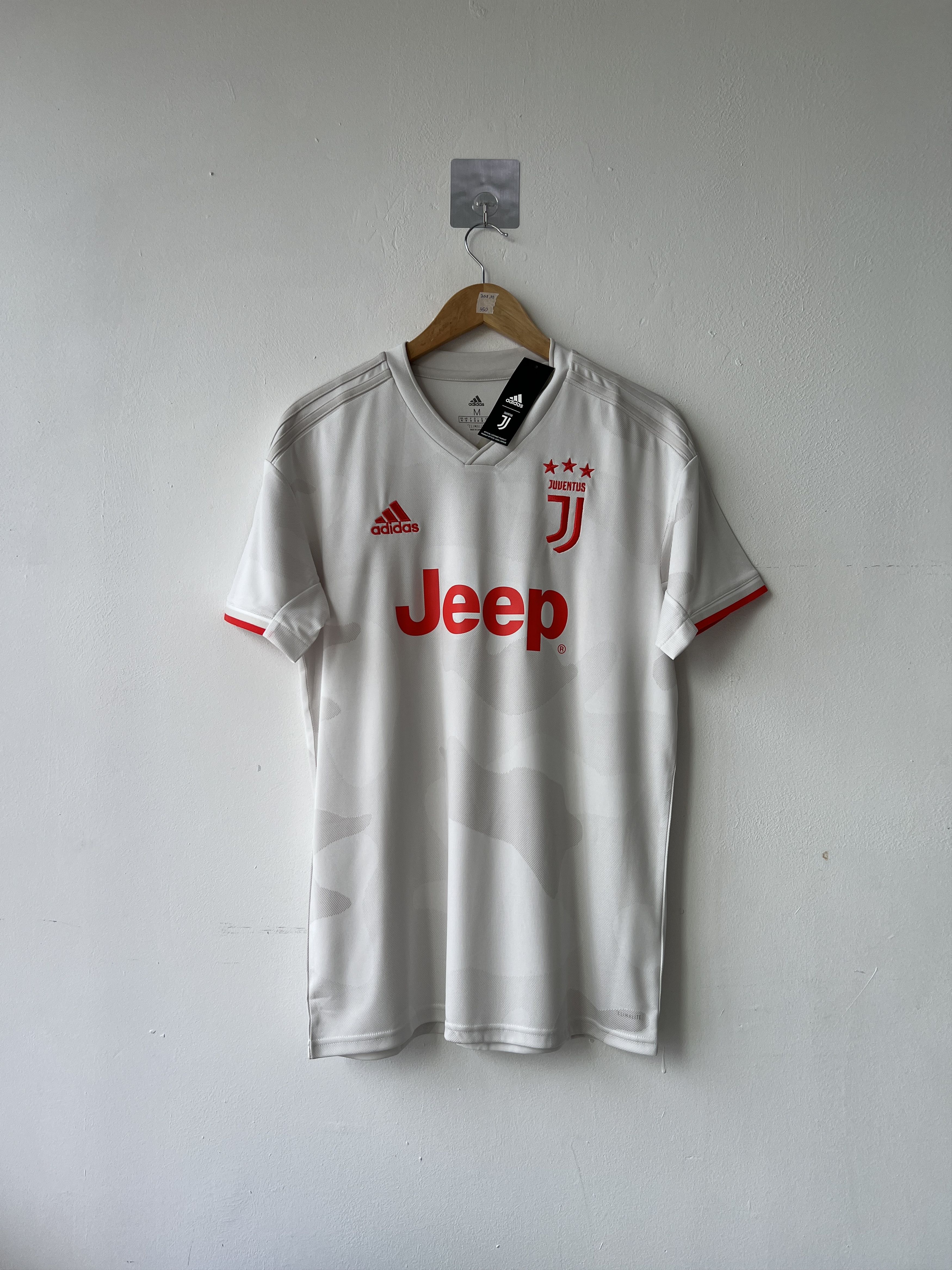 Adidas (M) Juventus 2019-20 Away Kit Ronaldo #7 (NEW) Size US M / EU 48-50 / 2 - 2 Thumbnail