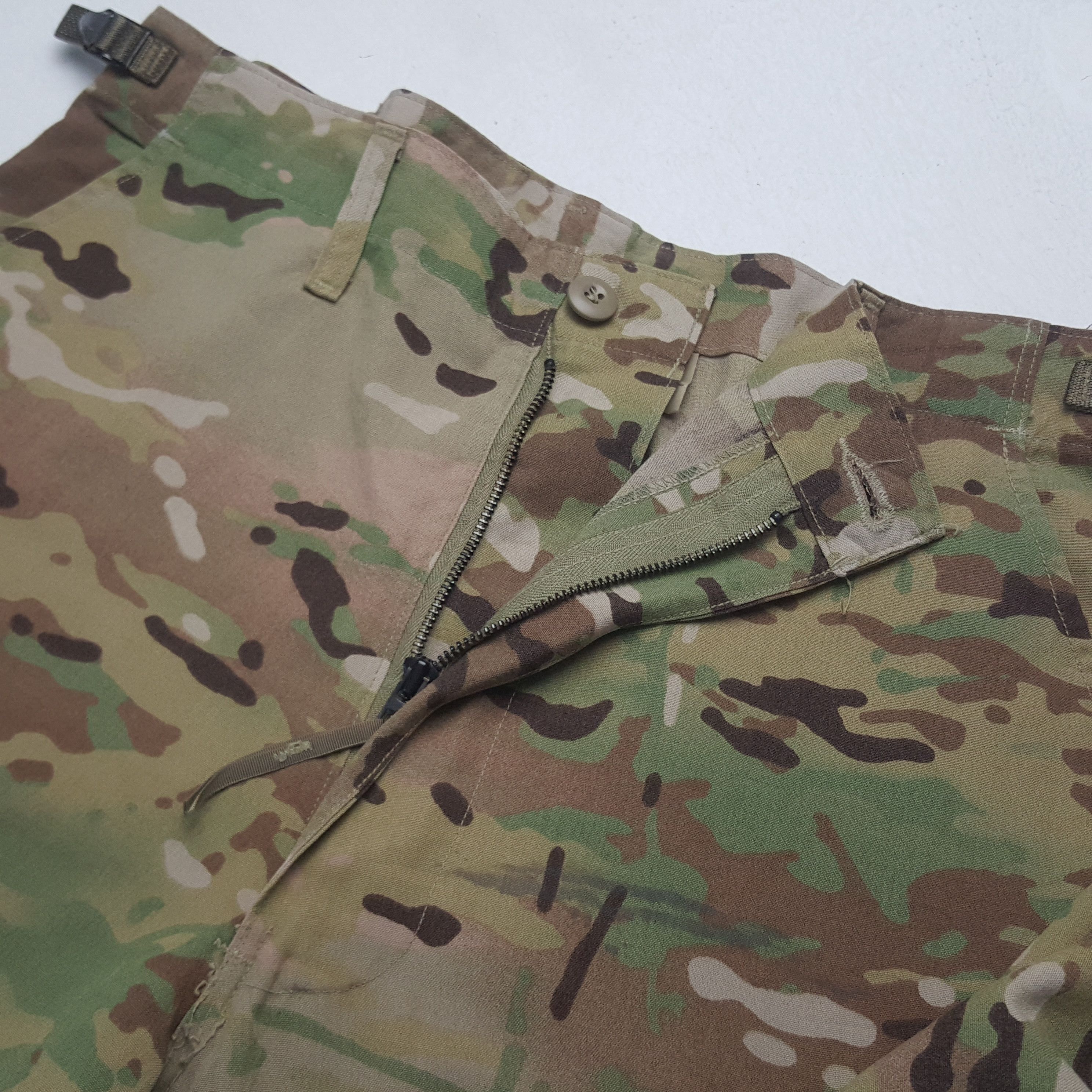 Vintage Vintage American Military Camo Style Utility Pants RR10 Size US 33 - 12 Thumbnail