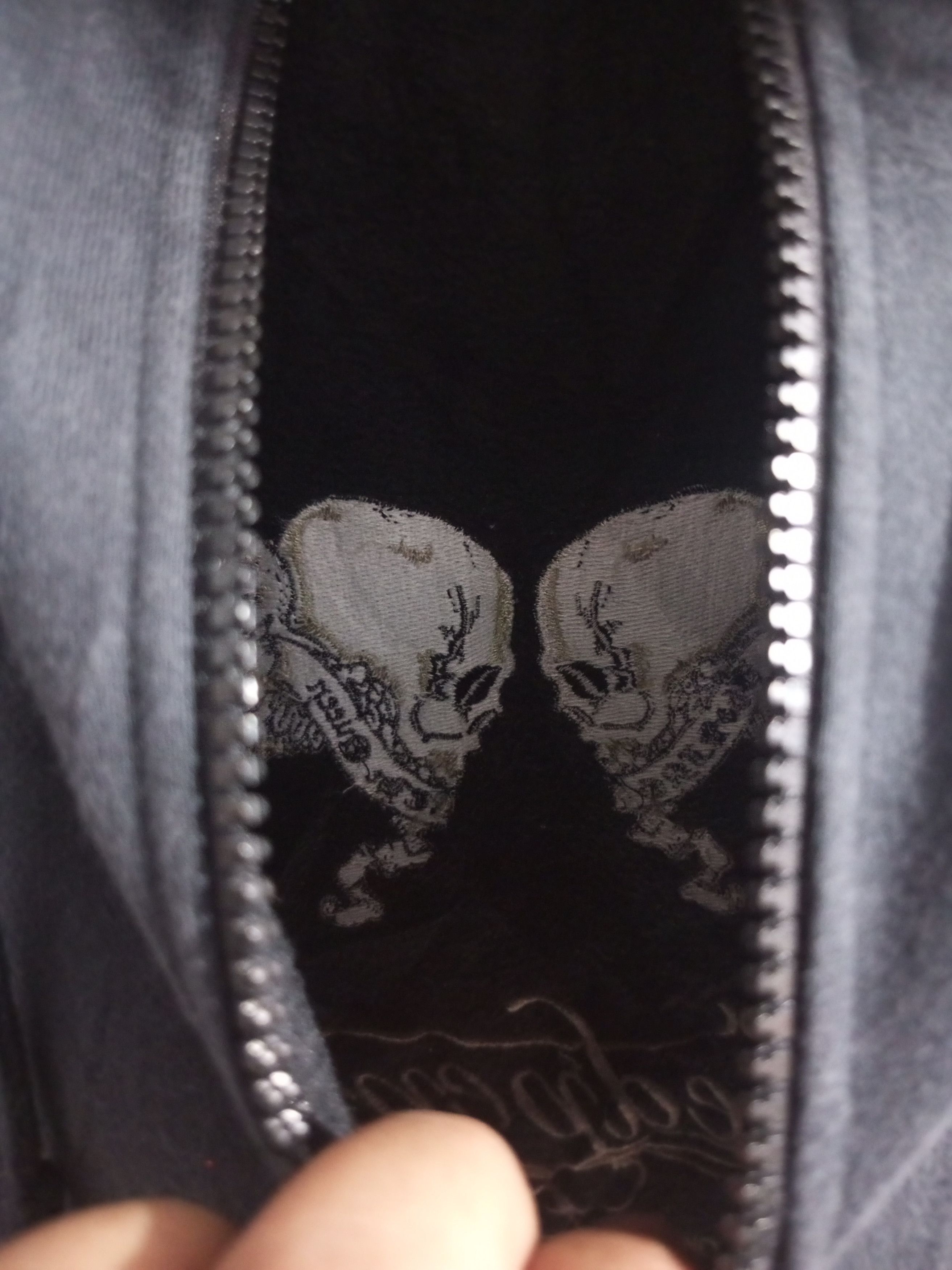 Hysteric Glamour Vintage red pepper sun faded embroidery skull fur hoodie Size US L / EU 52-54 / 3 - 11 Thumbnail