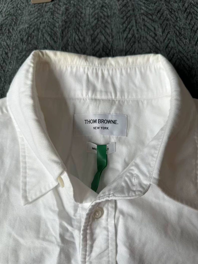 Thom Browne size3 A shirt with a sleeve