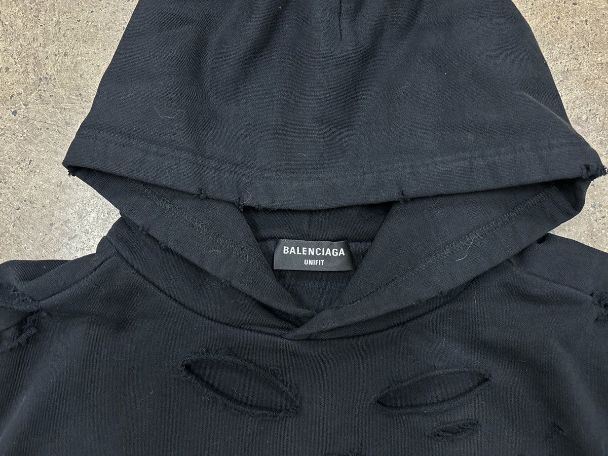 Balenciaga Balenciaga 22fw Destroyed Hoodie，size s（oversize） Size US S / EU 44-46 / 1 - 7 Thumbnail