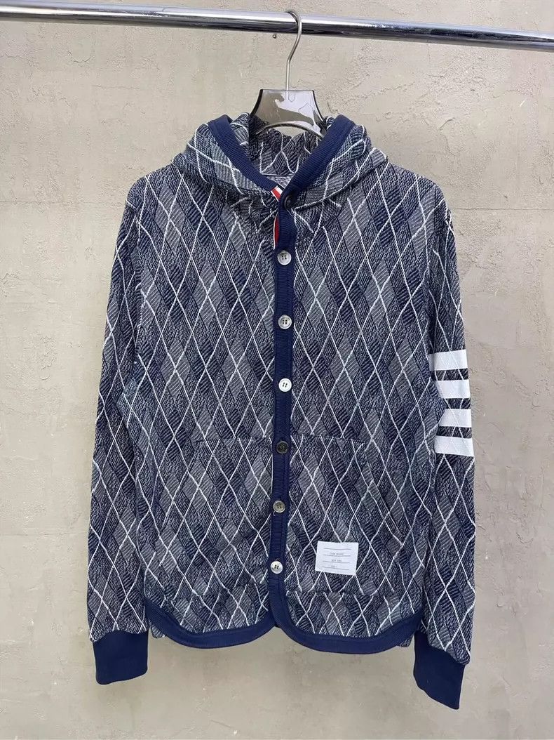 Thom Browne Thom Browne size1 Blue and gray diamond pattern button knit Size US S / EU 44-46 / 1 - 5 Thumbnail