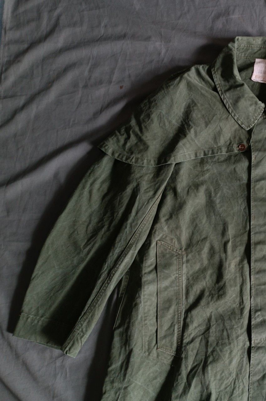 Rainforest Vintage 1960s French Army Green Canvas Rain Coat. Size US XL / EU 56 / 4 - 4 Thumbnail