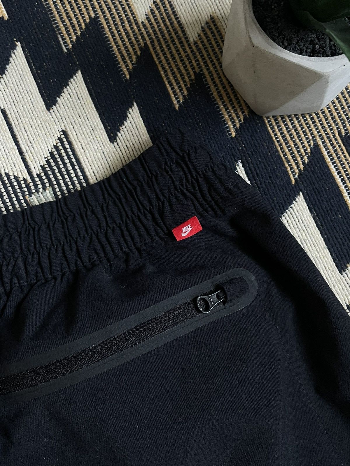 Nike × Vintage Vintage Nike Nylon Drill Black Jogger Pants Size US 34 / EU 50 - 7 Thumbnail