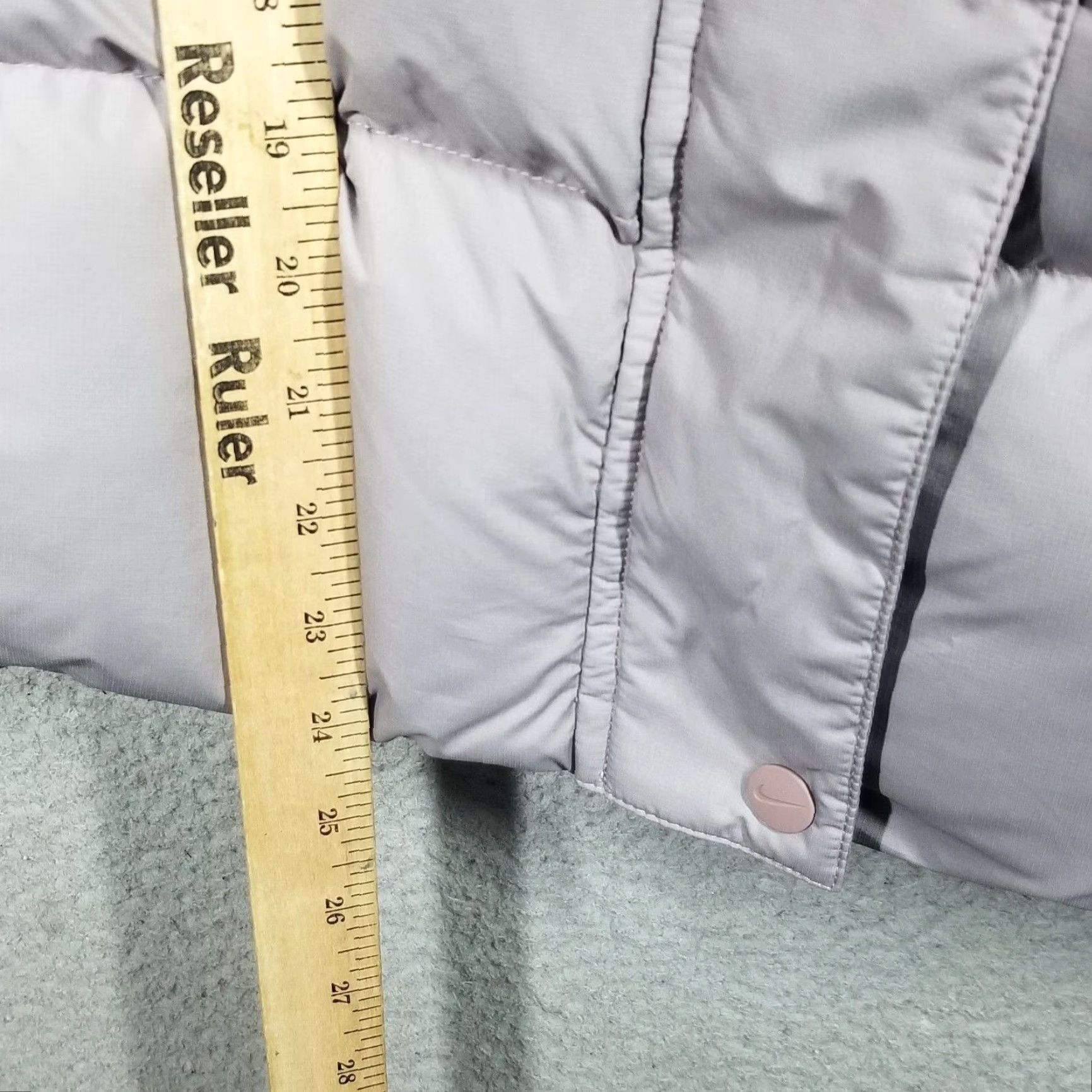 Nike Nike Therma-FIT Metro Puffer Vest Women S Hooded Jacket - Silver Color Sample Rare, Sleeveless, Zip, Softshell, Activewear, Logo Nike Size S / US 4 / IT 40 - 5 Thumbnail