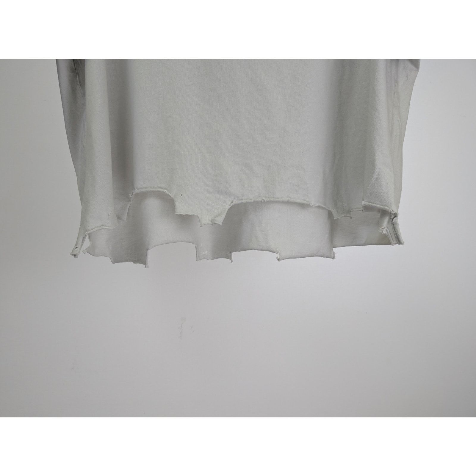 Balenciaga o1rshd1 Short Sleeve Cropped T-Shirt in White Size US L / EU 52-54 / 3 - 10 Thumbnail