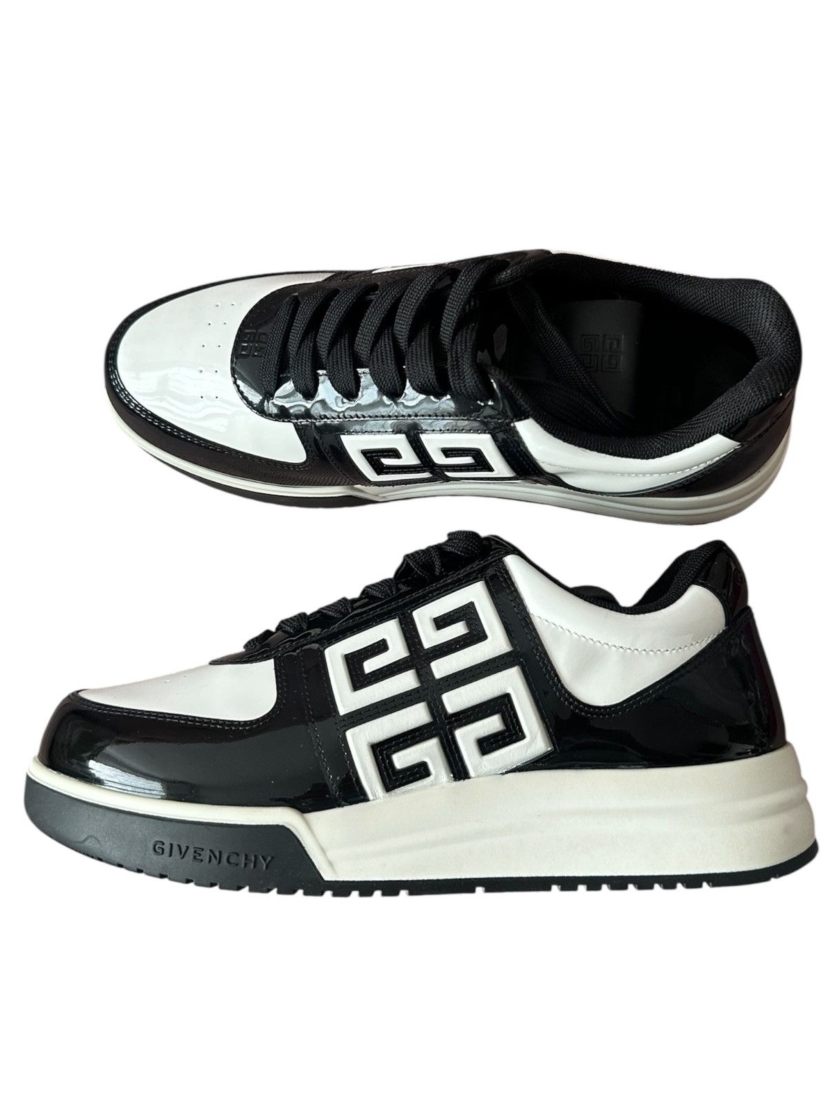 Givenchy Givenchy G4 leather low trainers designer sneakers premium Size US 9 / IT 39 - 1 Thumbnail