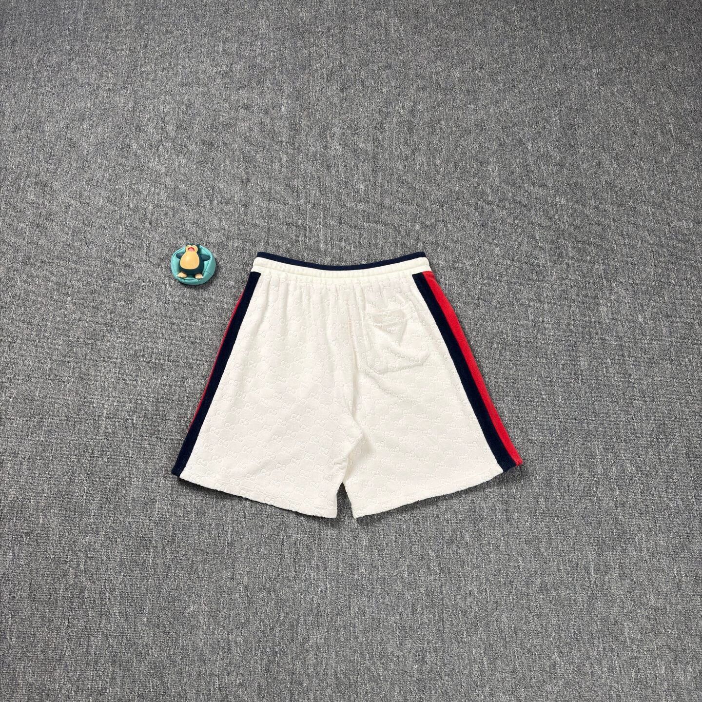 Gucci Gucci 24 Beige AO Towel Shorts L Size US 37 - 2 Thumbnail