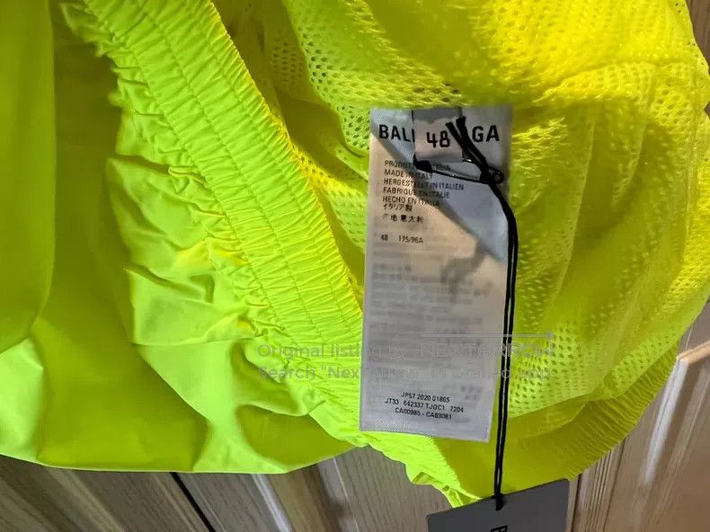 Balenciaga Balenciaga Fluorescent oversized anorak Size US M / EU 48-50 / 2 - 4 Thumbnail