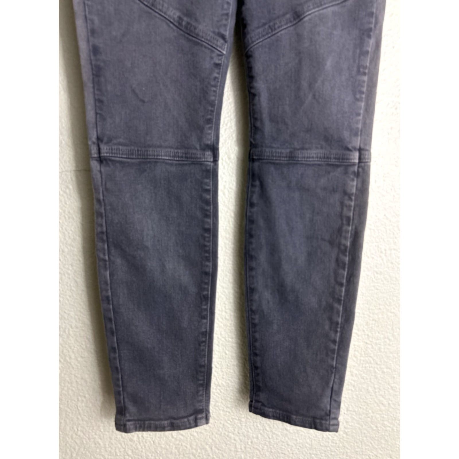 Paige Paige Jeans Skinny Slim Gray 26 Womens Denim Belt Loops Zipper Button Inseam 28 Modern Classic Comfort Pocket Jeans Womens Size 26" / US 2 / IT 38 - 2 Thumbnail