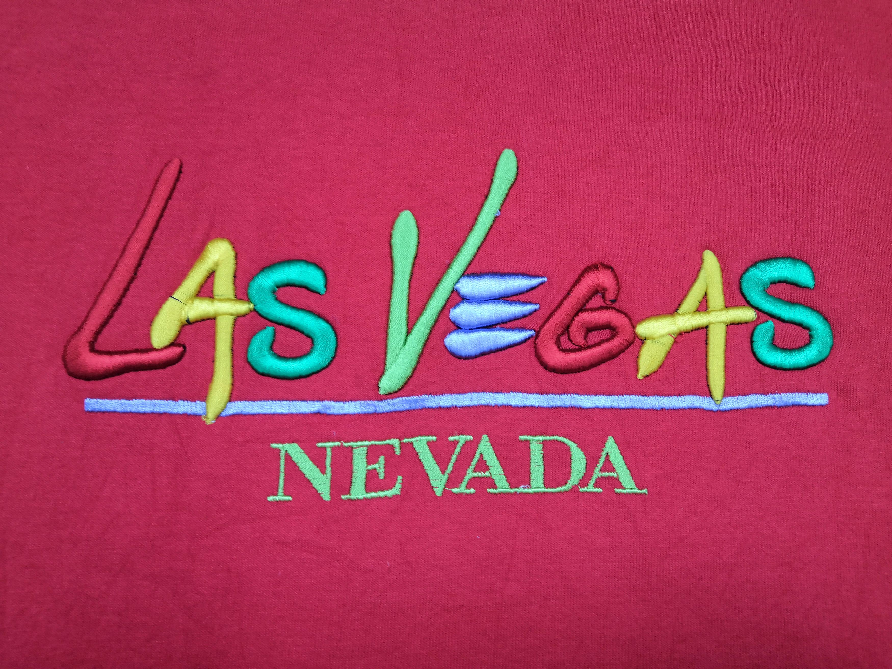 Vintage Vintage 90s Las Vegas Nevada T-Shirt Crewneck Tees Size US S / EU 44-46 / 1 - 4 Thumbnail