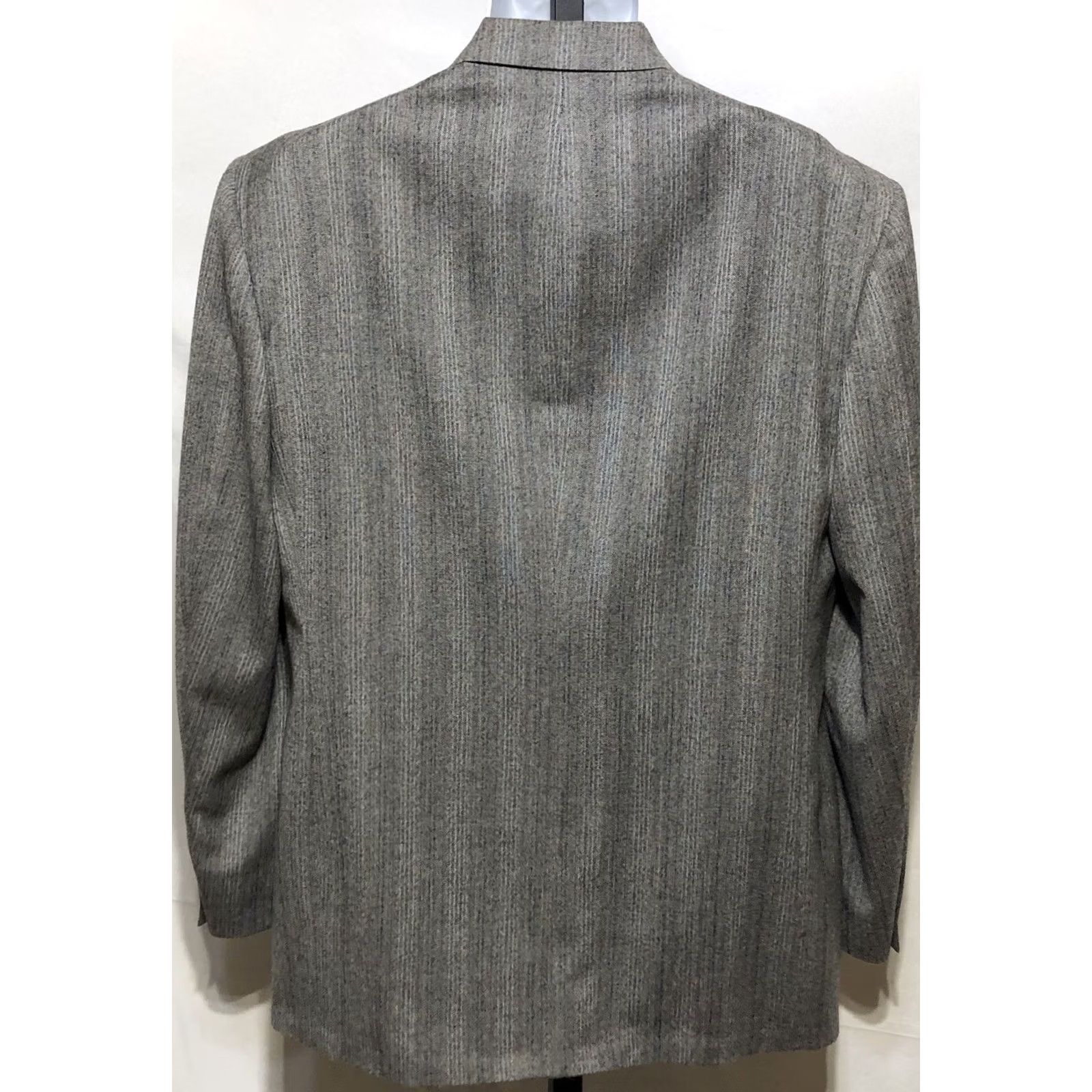 Pierre Cardin VINTAGE Pierre Cardin 2pc Suit Gray Stripe 100% Wool Double Breast 44R Men Size 44R - 4 Thumbnail