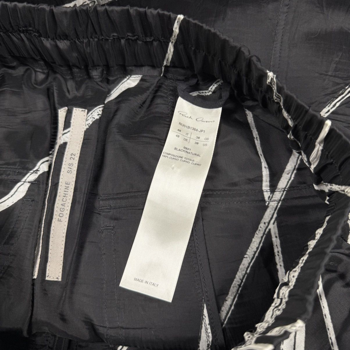 Rick Owens Rick Owens SS22 FOGACHINE Drawcord All-Over Print Shorts Size US 34 / EU 50 - 6 Thumbnail