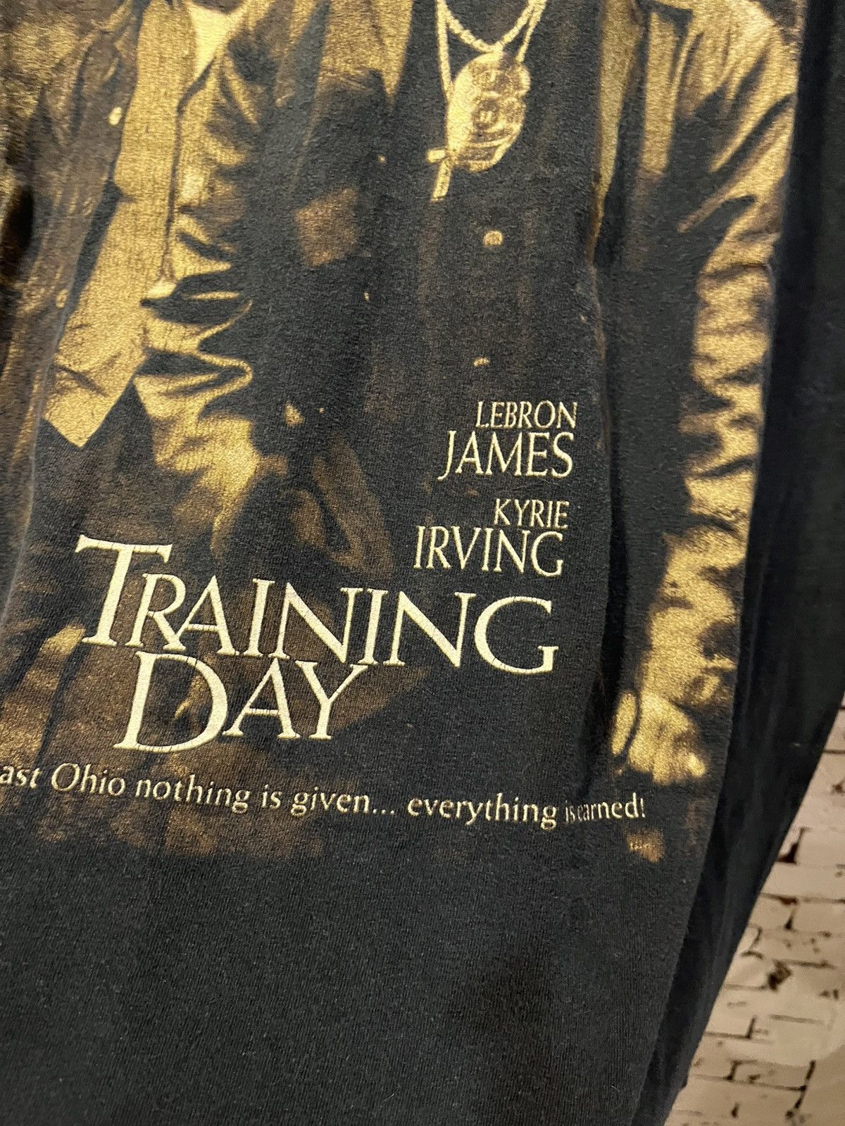 Other Vintage Training Day LeBron James & Kyrie Irving T-Shirt Size US XL / EU 56 / 4 - 4 Thumbnail