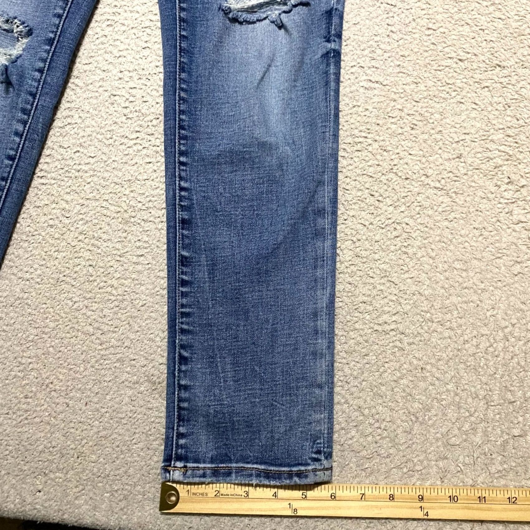 Vintage Buckle Womens Jeans Blue Denim Medium Wash Straight Distressed High Rise sz 26 Size 26" / US 2 / IT 38 - 5 Thumbnail