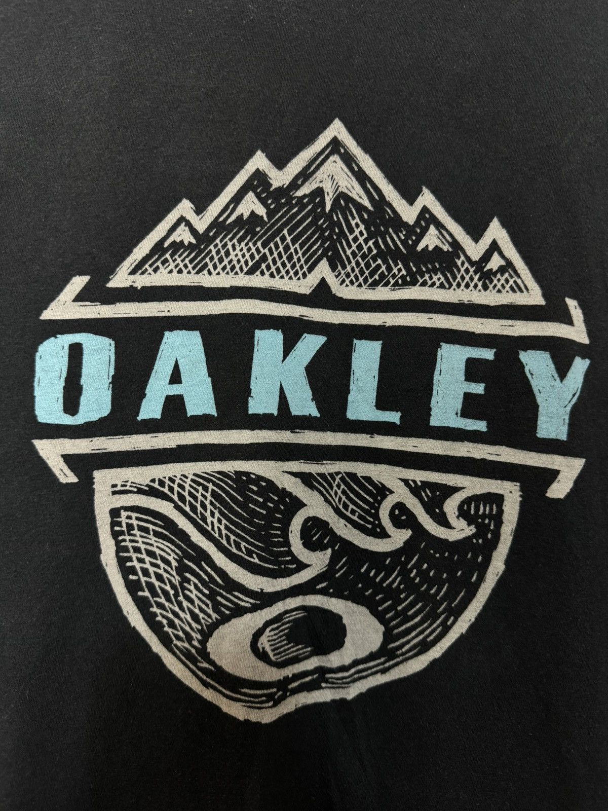 Oakley Oakley tee outdoor gorpcore style streetwear Size US XL / EU 56 / 4 - 2 Thumbnail