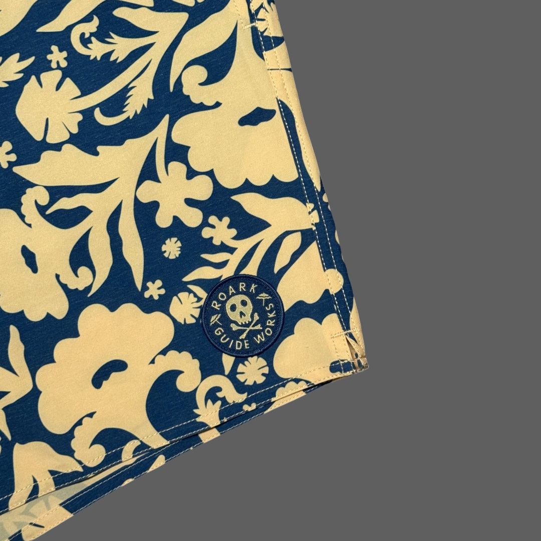 Roark Roark Shorey 16" RB470 Cagliari Costa Print Swim Shorts XL Size US 35 - 2 Thumbnail