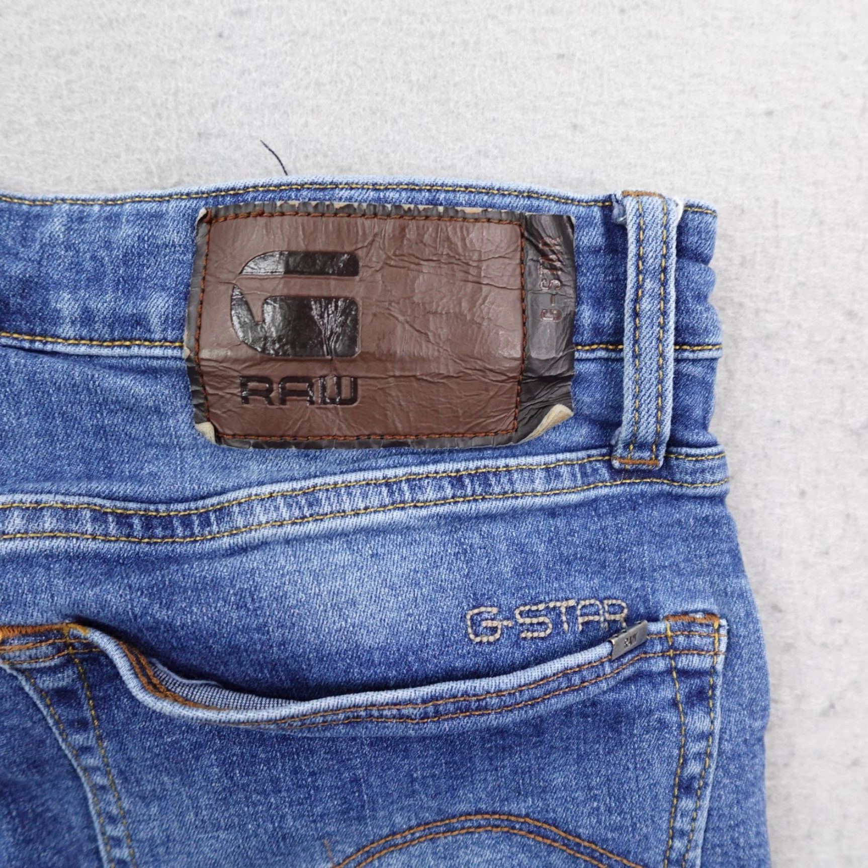 Vintage G-Star RAW Jeans 30x30 Blue Denim 3301 Straight Button Fly 5-Pocket Mens Slim/Faded Flex Size US 30 / EU 46 - 7 Thumbnail
