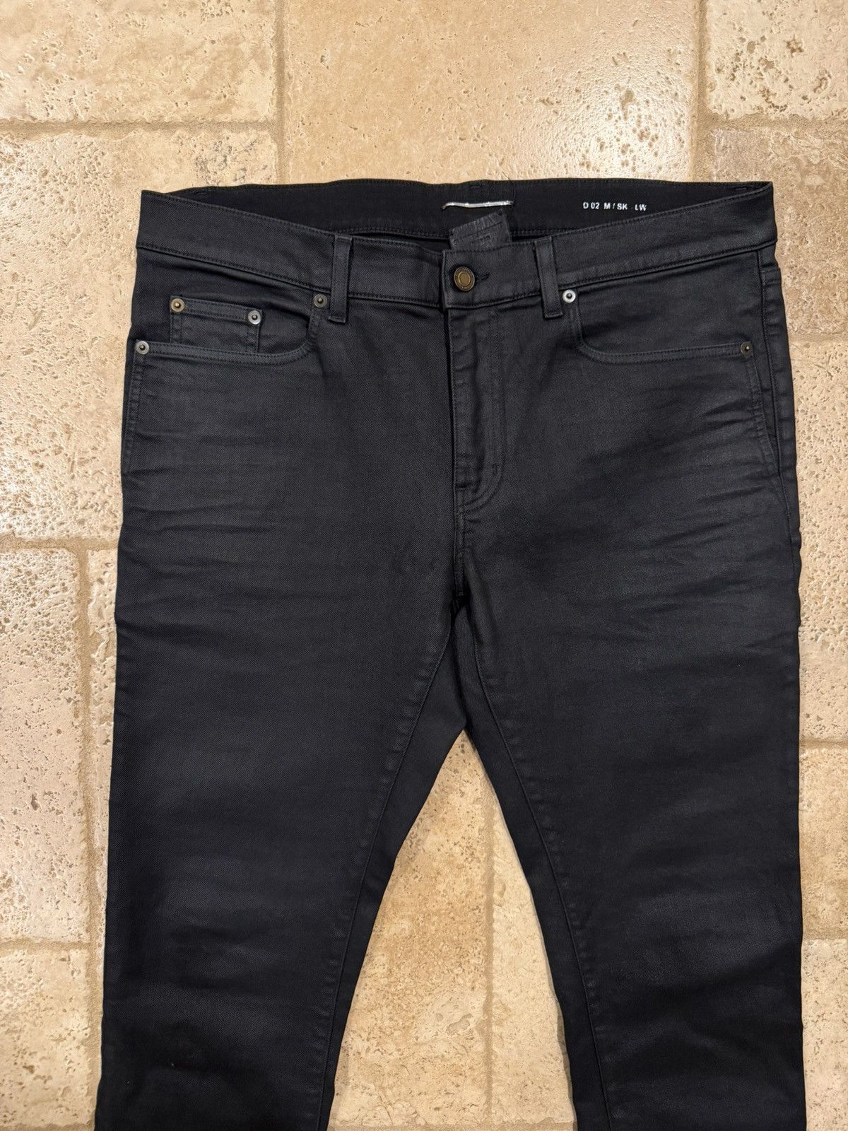 Saint Laurent Paris Saint Laurent Paris D02 2021 Black Wax Denim Jeans Size US 34 / EU 50 - 3 Thumbnail